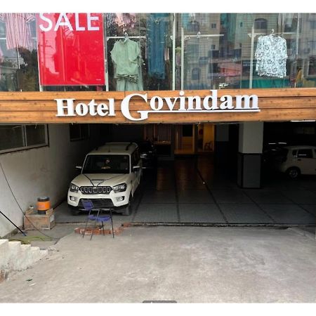 Hotel Govindam, Uddzsaín Kültér fotó